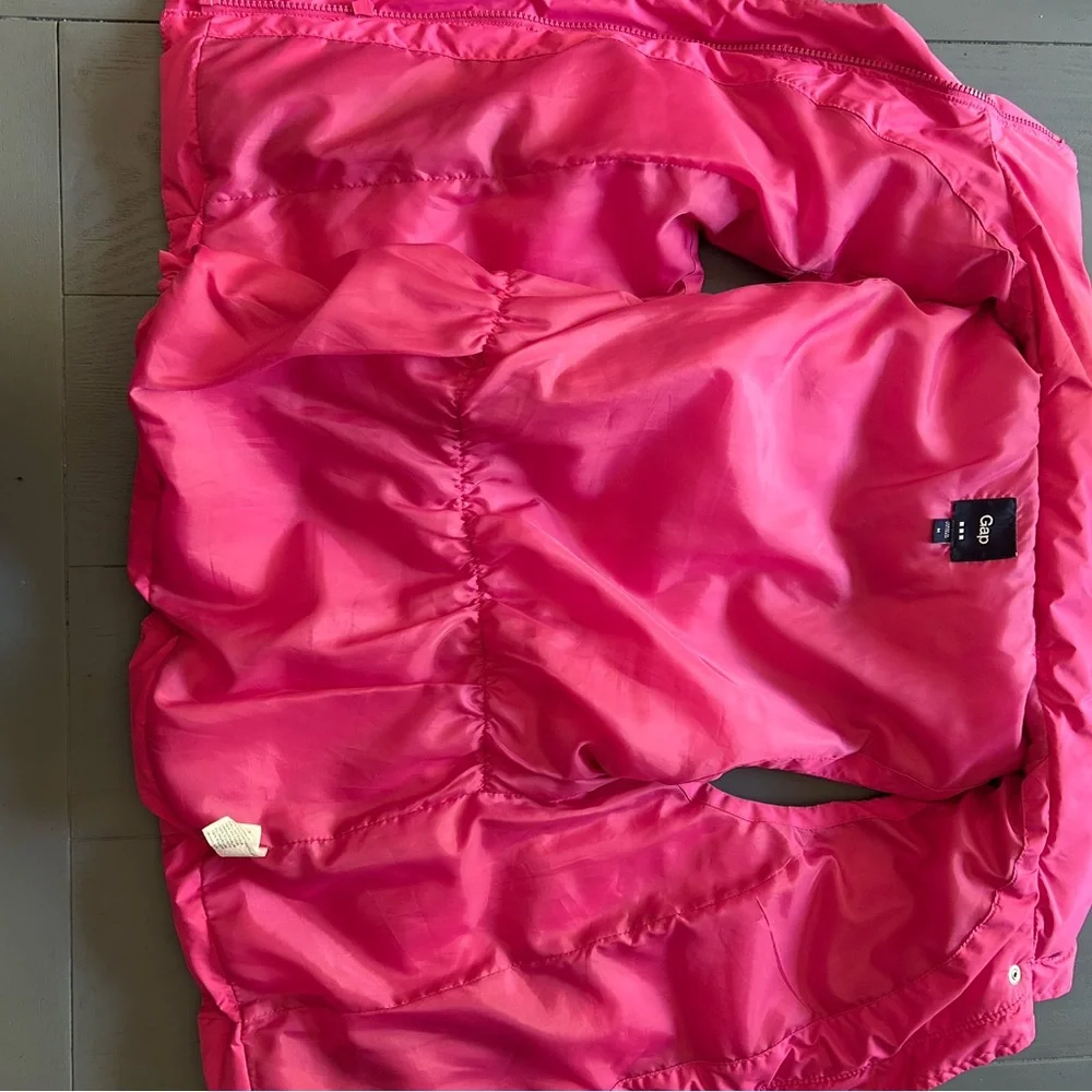 Gap Vibrant Pink Puffer Vest - Picture 4 of 5
